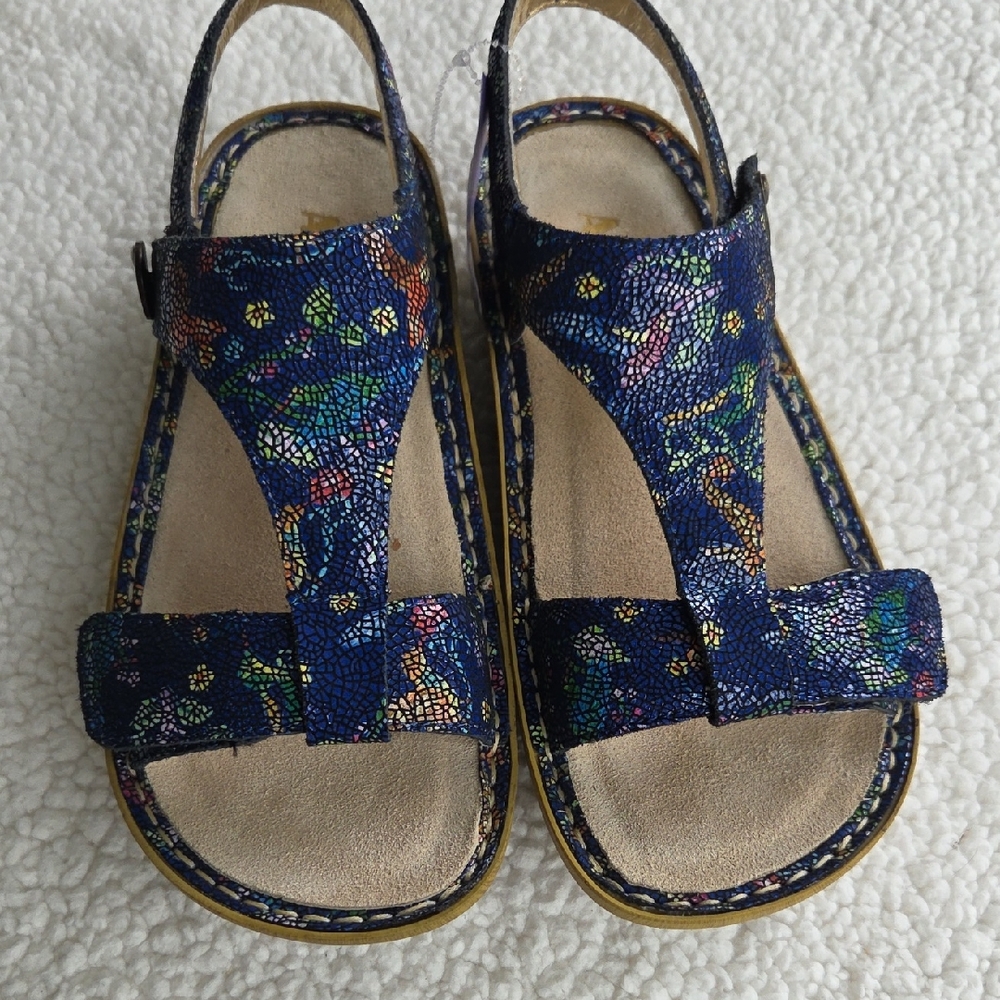 Alegria-KEN 158 W Kendra Mosaic Hummingbird T Strap  Sandals 39 US 8.5